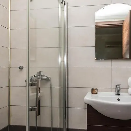 Kanelos Garden House Tatil Evi *