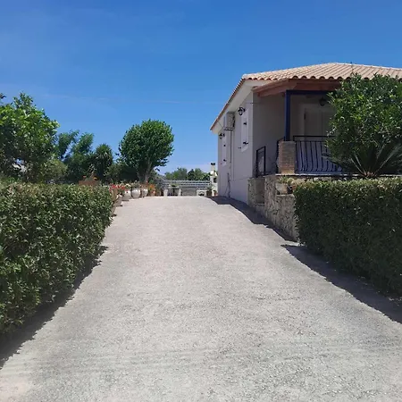 Kanelos Garden House Tatil Evi