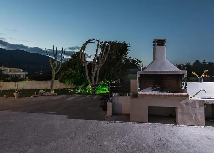 Kanelos Garden House Tatil Evi *