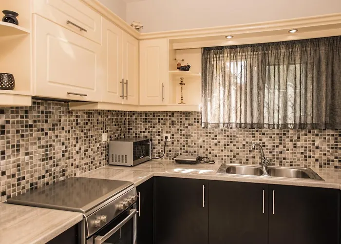 Kanelos Garden House Tatil Evi Drakas